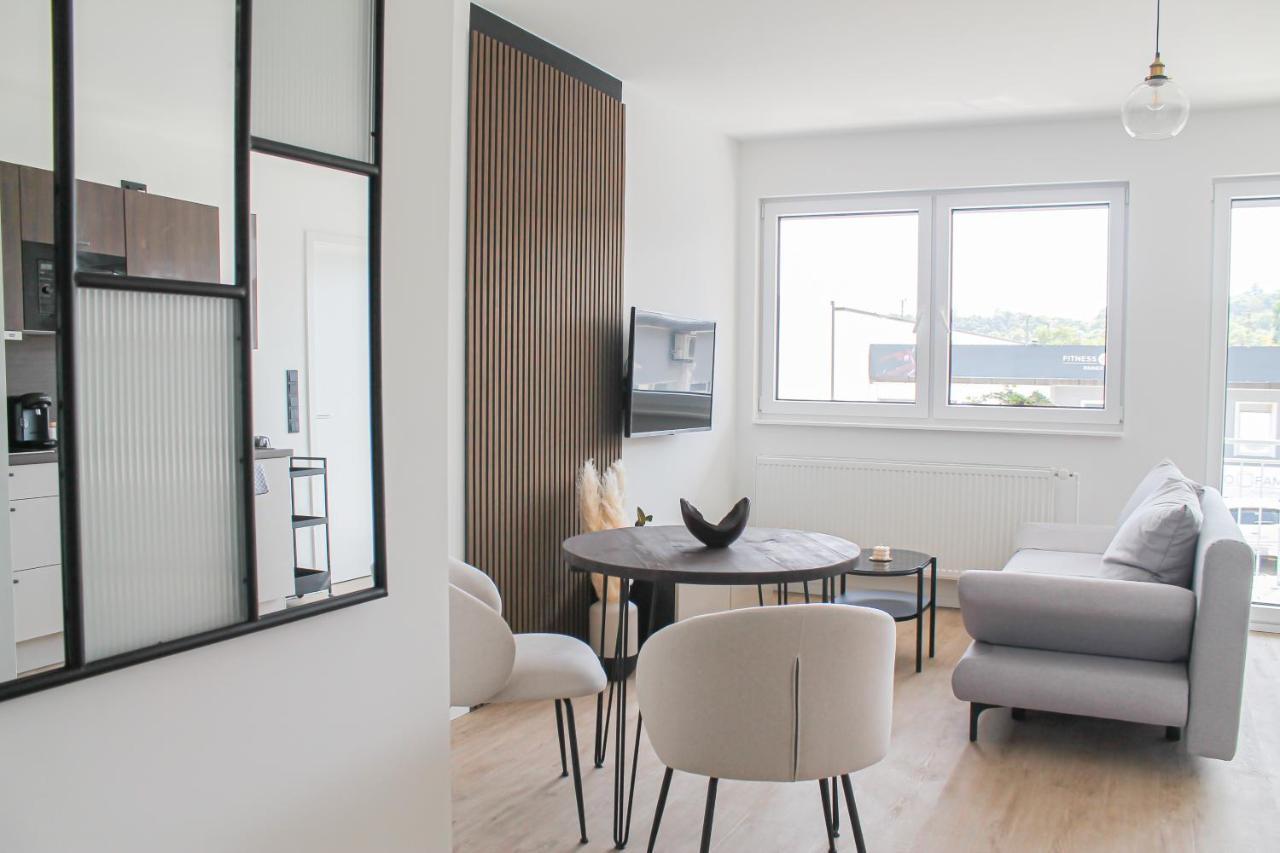 Special Apartment - Stadtnah, Balkon, Parkplatz, E-Ladestation, Gitterbox Fuer Fahrraeder, Fitnessstudio Кобленц Екстер'єр фото